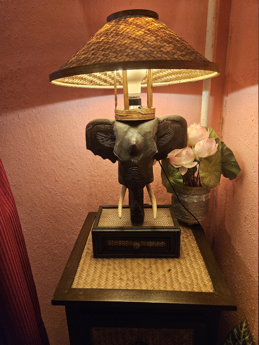 Ambiente und Dekoration im Thai-Massagestudio Koh Samui